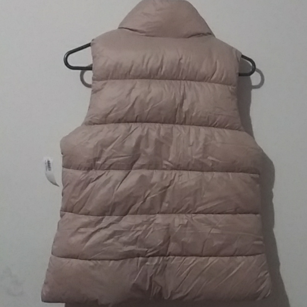Vest - Picture 2 of 2